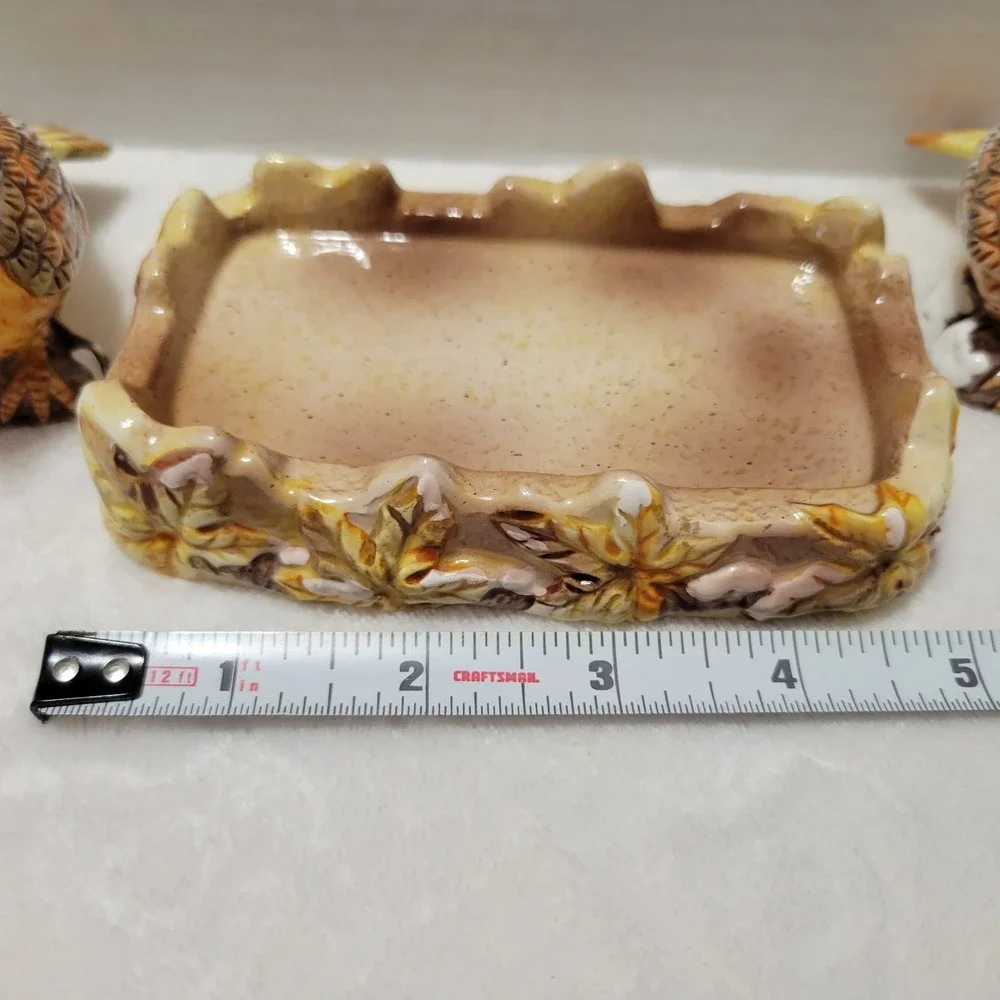 GANZ Bird Salt & Pepper Shakers in Bird Bath‎ Stand Beautiful Fall Leaf Colors